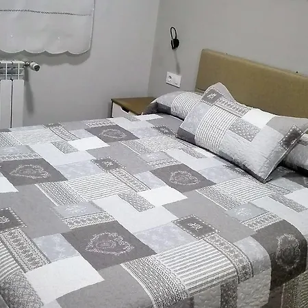 Maladeta بيناسكي