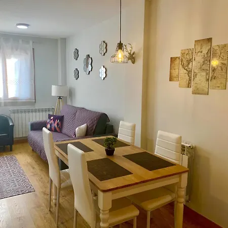 Maladeta شقة بيناسكي